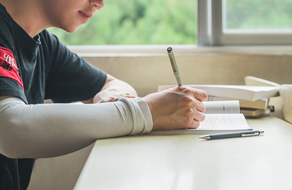 中升智学AI：数据驱动高考精准提分